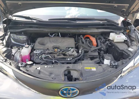 2021 Toyota Sienna Le z USA, uszkodzony, nr VIN 5TDKSKFC3MS036204